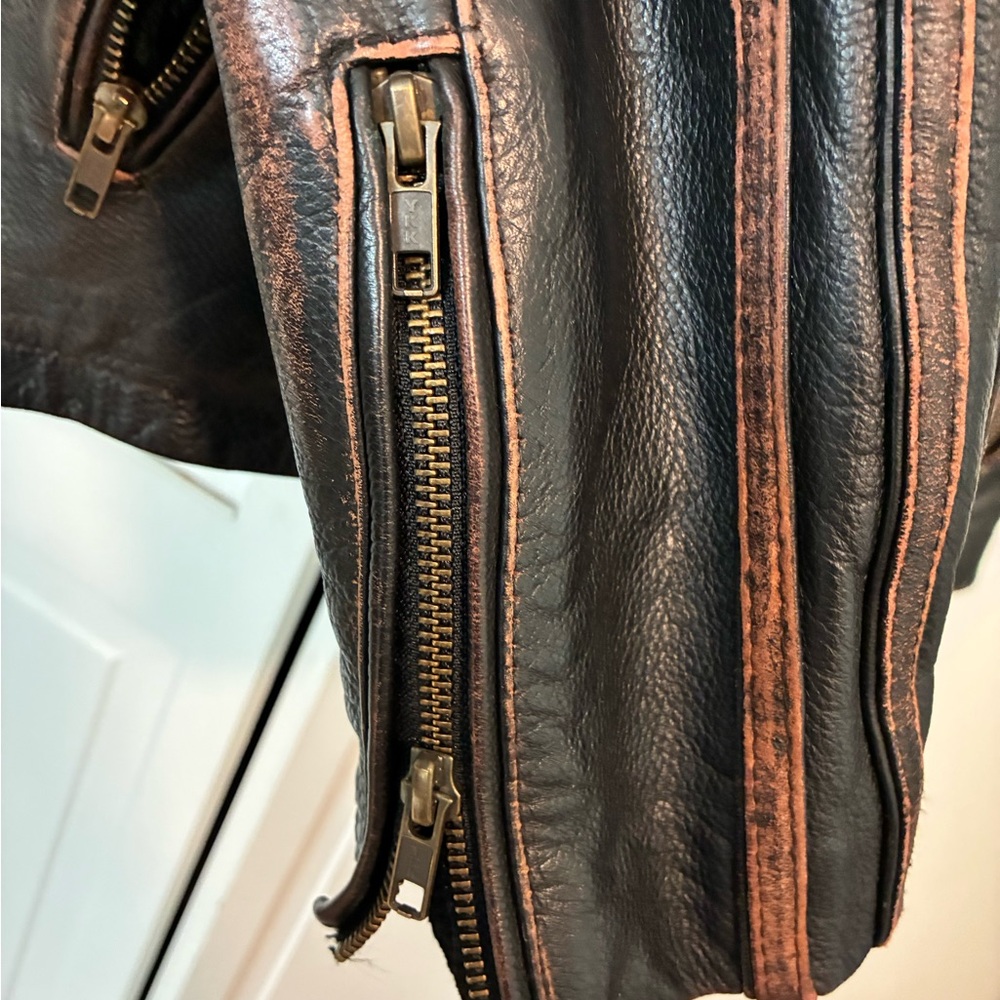 Men's Brown Leather Jacket - Picture 3 of 4